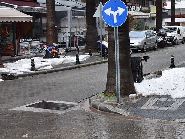Muğla'da Başlayan Yağışlar Büyük Hasara Neden Oldu