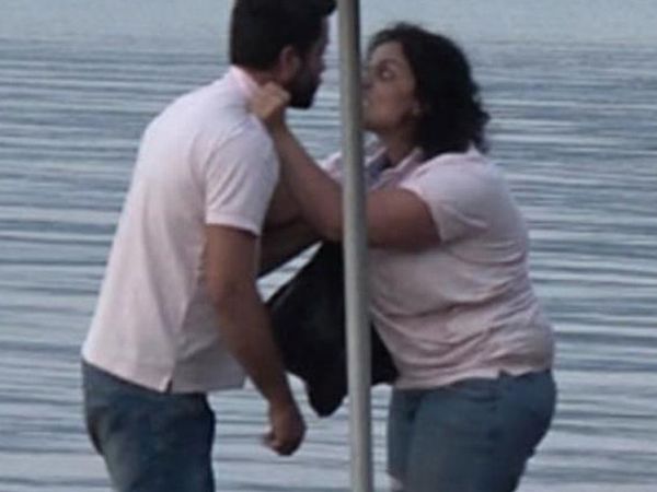 Muğla'da Öfkeli Kadın, 'İçeceksen Adam Gibi İç' Dediği Erkeği Tekme Tokat Dövdü