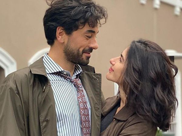 Nesrin Cazadzade ile Gökhan Alkan'dan Samimi Paylaşım