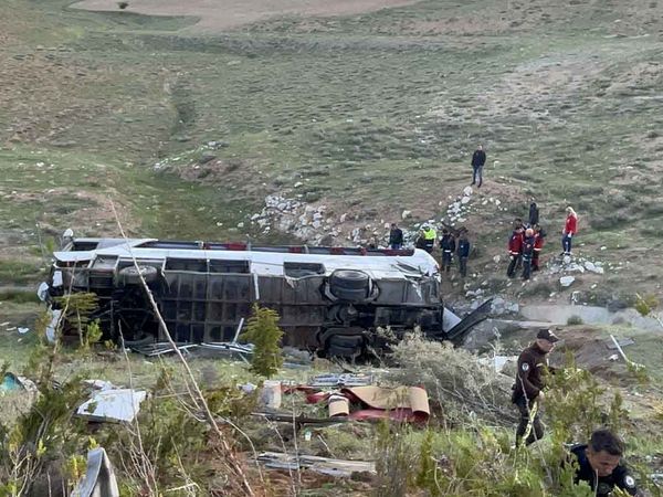 Niğde kazasında hayatını kaybeden öğrencilere yönelik insanlık dışı sözler: "Üç oy gitti, iyi olmuş"