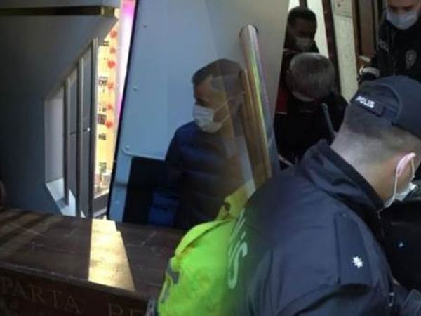 Isparta'da Feci Olay! Kafasına Poşet Geçirilmiş Halde Cesedi Bulundu