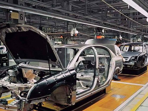 Otomotiv sektöründe savaş krizi! Rusya-Ukrayna Savaşı otomotiv sektörünü de vurdu: Fiyatlar yükseliyor!