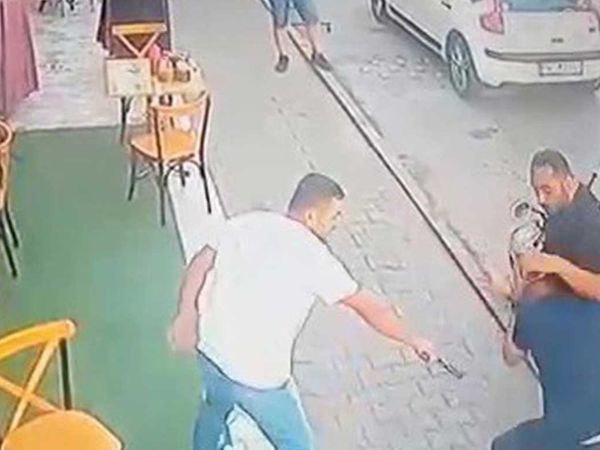 Pendik'te kazayla biten kovalamacanın sonu silahlı kavgaya döndü!