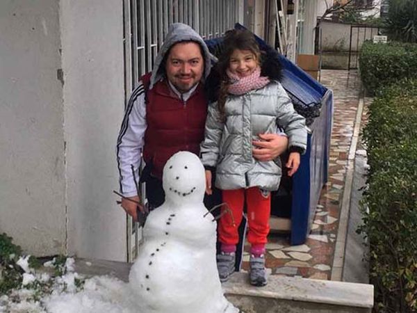 İstanbul'da Kardan Adam Hırsızlığı Kamerada