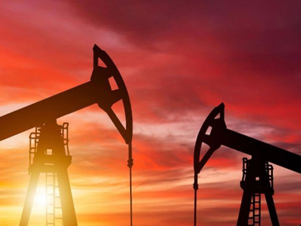 Petrol fiyatlarında sert hareketlenme: Brent petrol hızlı bir şekilde düştü!