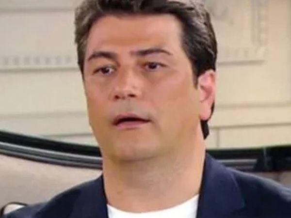 Pınar Altuğ Rol Arkadaşı Vatan Şaşmaz'ı Unutmadı!