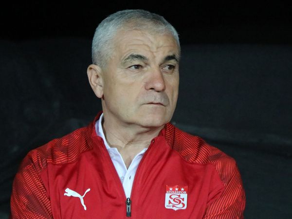 Rıza Çalımbay, Kayserispor'a karşı kazandıkları Türkiye Kupası finalinin ardından konuştu