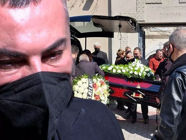 Rober Hatemo'nun babası öldü