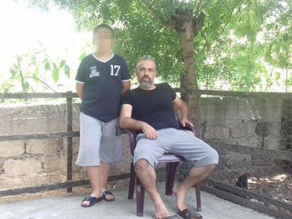 Rüyasında Gördü Diye Oğlunun Boynunu Kesti