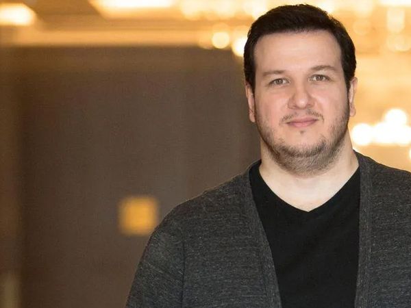 Şahan Gökbakar Sel Felaketi Yaşayan Bölgelere Yardım Göndermeleri İçin Takipçilerine Seslendi