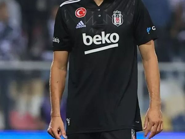 Salih Uçan'dan Başakşehir Transferinin Ardından İlk Açıklamalar!