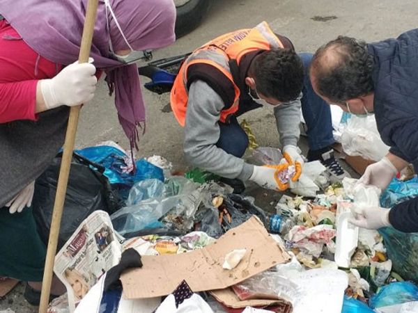 Samsun'da Yanlışlıkla Çöpe Atılan Pırlantalar İçin Seferber Olundu