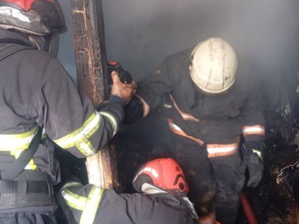 Şanlıurfa'da korkutan yangın: Bir kişi hastaneye kaldırıldı