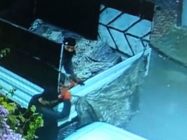 Sarıyer'de Motor Çalarken Görüntülenen Hırsızlar Bu Kez Sultanbeyli'de Kameralara Yakalandı!