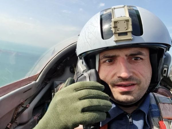 Selçuk Bayraktar, KAAN'ın ilk uçuşunu kutladı: “Türkiye'nin milli gururu havada!"