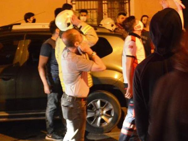 Şişli’de Yangın Paniği! 8 Katlı Apartman Alevlere Teslim Oldu