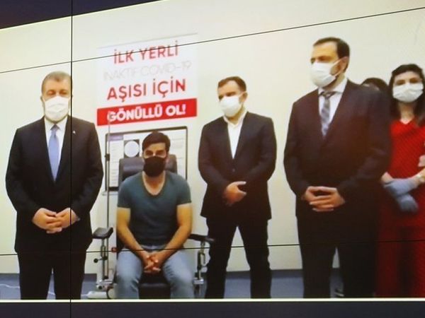 Son Dakika: Cumhurbaşkanı Recep Tayyip Erdoğan Yerli Aşının İsmi 'TURKOVAC' Olarak Açıkladı