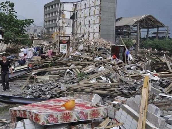 Son Dakika Erzurum'da 4.7 Şiddetinde Deprem Oldu, Vali Memiş Son Detayları Paylaştı!
