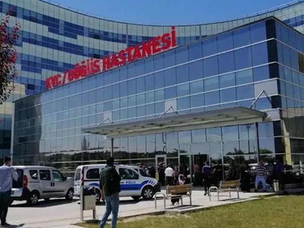 Son Dakika! Konya’da korku dolu anlar: Elinde silahla hastaneyi basan adam dehşet saçtı!