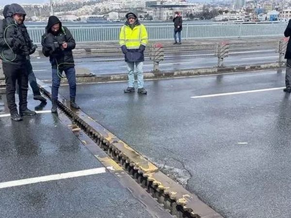 Son dakika: Unkapanı köprüsü bağlantı noktalarında bir ayrılma daha meydana geldi