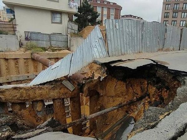 Sultangazi'de yaşanan çökme endişeye neden oldu! Ekipler seferber oldu!
