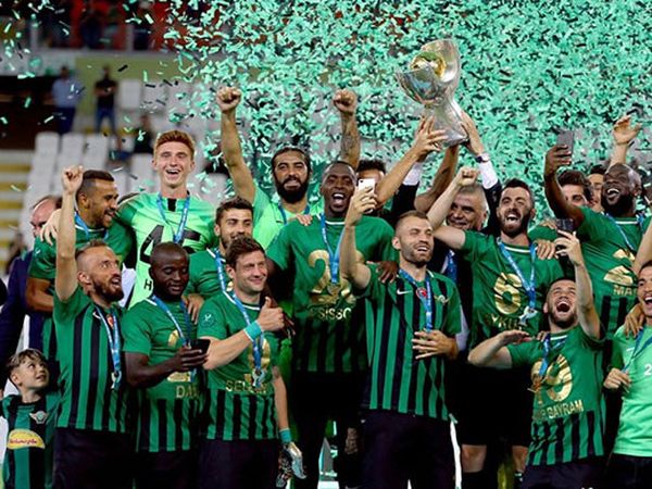 Süper Kupa'nın Galibi Akhisarspor