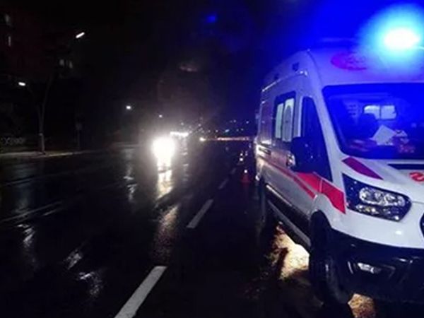 Sürücü Çarptığı Kızı Ölüme Terk Etti