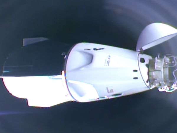 Tarihi an: İlk Türk astronot Gezeravcı'yı taşıyan uzay aracı, Uluslararası Uzay İstasyonu'na kenetlendi!