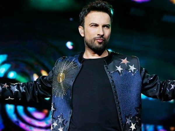Tarkan 3 yıl sonra tekrar sahneye çıktı