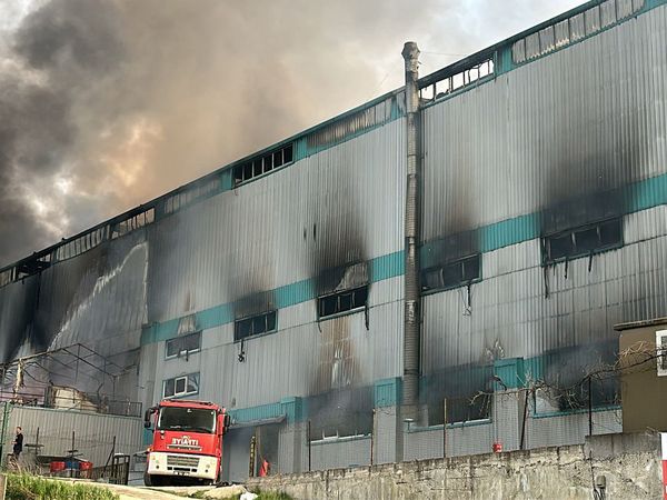 Tekirdağ’da korkutan yangın: Ekipler tarafından kontrol altına alındı