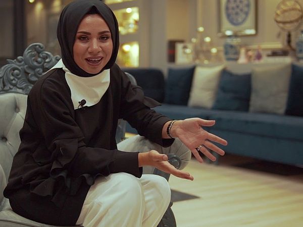 Tesettürden Çıkan Muhafazakar Giyim Influencer'ı Ebru Sever Türk Instagram Hesabını Açıyor!