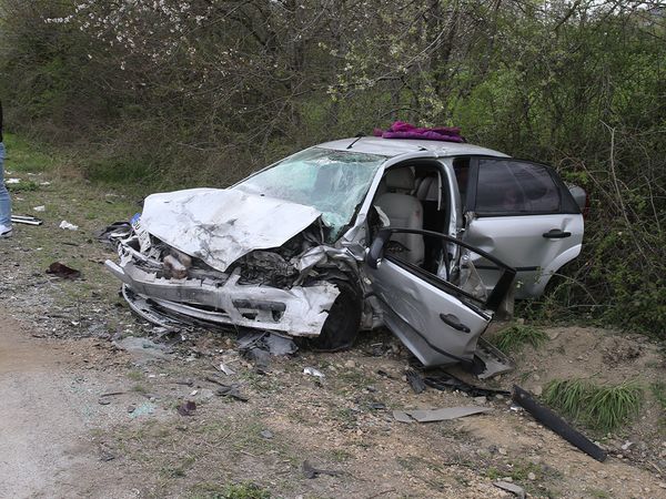 Tokat'ta iki otomobilin çarpıştığı kazada 1 kişi öldü, 8 kişi yaralandı