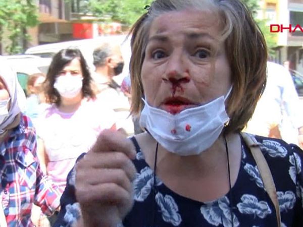 Tören İçin Eyüpsultan’a Gelen İmamoğlu’na Protesto Yapıldı