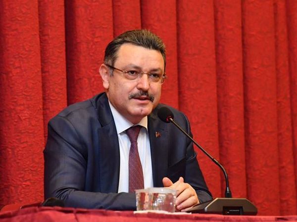 Trabzon Belediye Başkan Adayı Ahmet Metin Genç: "Ne kadar üretirsek o kadar güçlüyüz"
