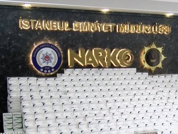 Türkiye Mücadeleyi Sürdürüyor! İstanbul'da sahte ilaç operasyonu