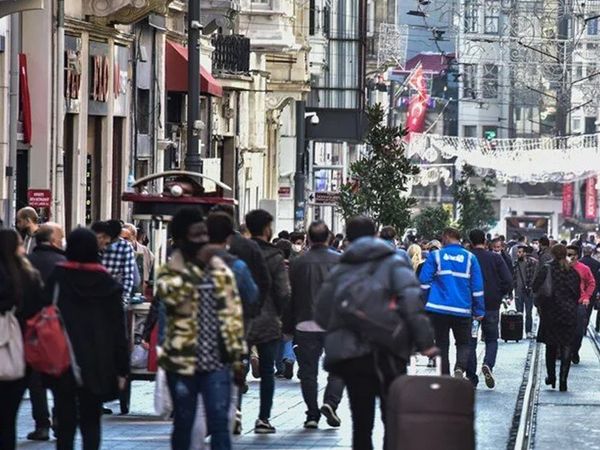 Türkiye’ye Gezmeye Gelen Turiste
