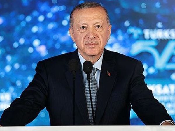 Türksat 5B uydusu Cumhurbaşkanı Recep Tayyip Erdoğan'ın katıldığı törenle hizmete alındı!