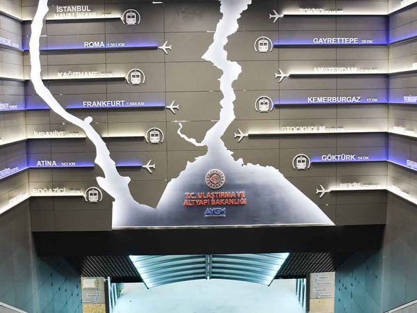 Ulaştırma ve Altyapı Bakanı Adil Karaismailoğlu açıkladı: Gayrettepe-İstanbul Havalimanı metro hattının yüzde 98'i tamam