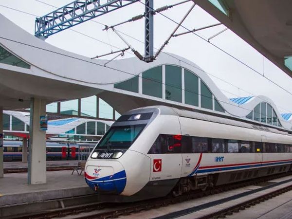 Ulaştırma ve Altyapı Bakanlığı duyurdu: Bayramda tren seferlerine ek kapasite müjdesi!