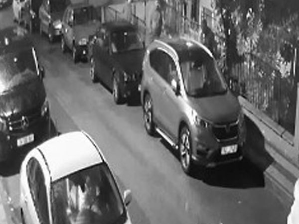 Üsküdar'da Dehşet: Sokak Ortasında Yaşlı Adamı Öldüresiye Dövdüler