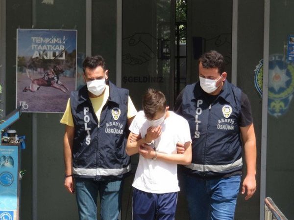 Üsküdar'da Kediyi İşkence Ederek Öldüren Şahıs Tutuklandı