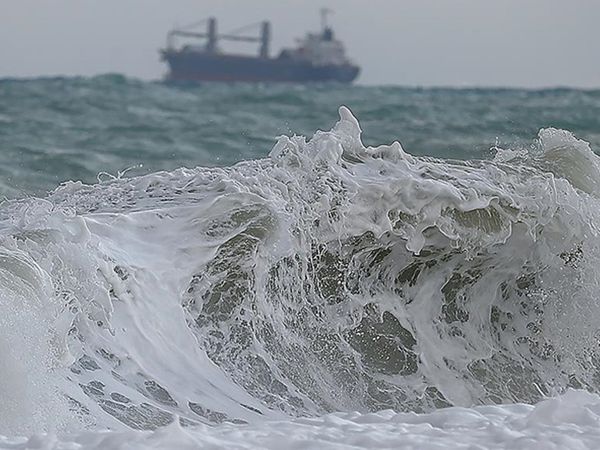 Uzman isim uyardı: Türkiye'de 3 metrenin üzerinde tsunami meydana gelebilir