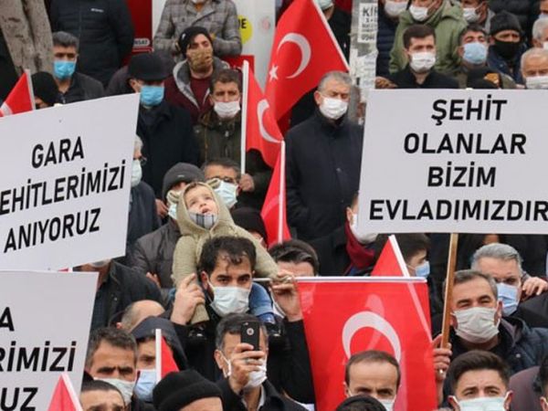 Van’da Teröre Lanet İçin Yürüyüş Yapıldı