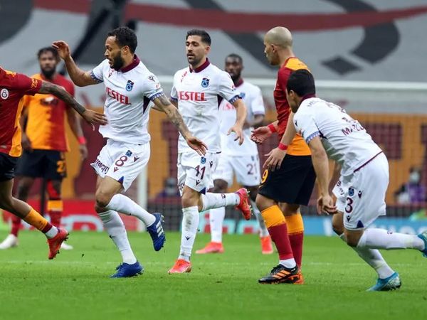 Villarreal Kupayı Kazandı, Sarı Kırmızılı Takım Yıkıldı!