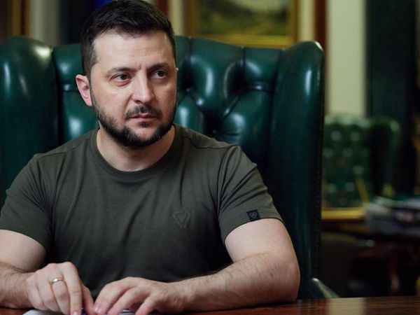 Volodimir Zelenski, AB'nin Ukrayna'ya karşı 'aday ülke' statüsü vermesini tarihi bir zafer olarak yorumladı! '30 yıldır