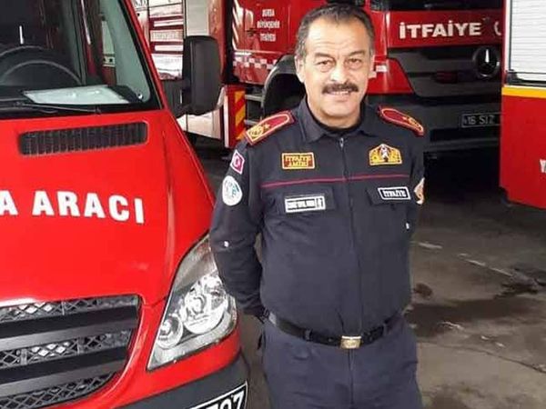 Yangına Müdahale Eden Tecrübeli İtfaiye Eri Olay Yerinde Yaşamını Yitirdi!
