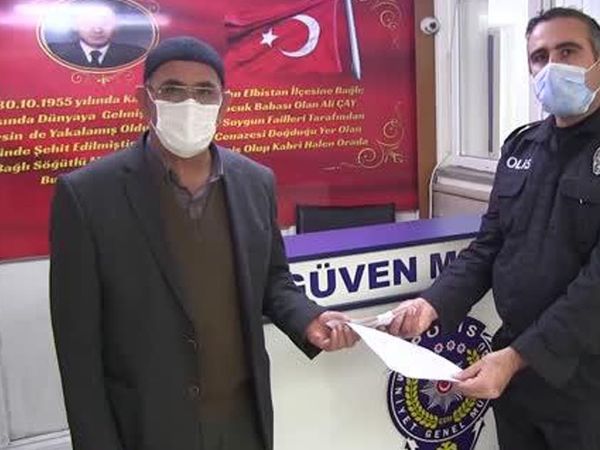Yaşlı Amcadan Örnek Alınacak Davranış!
