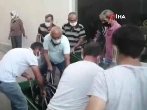 Yaşlı Çift Evlerinden Cesetleri Çıktı