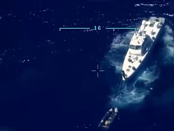 Yunan inkar etti Türk İHA’sı yakaladı! Göçmenleri Marmaris açıklarına geri ittiği ve içinde düzensiz göçmenlerin bulundu