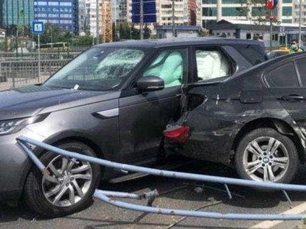 Zincirlikuyu'da 11 Araç Kazaya Karıştı: 4 Yaralı